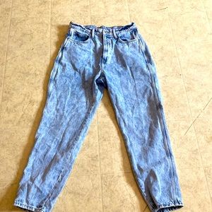 Highest-rise mom jeans size 13 never worn!